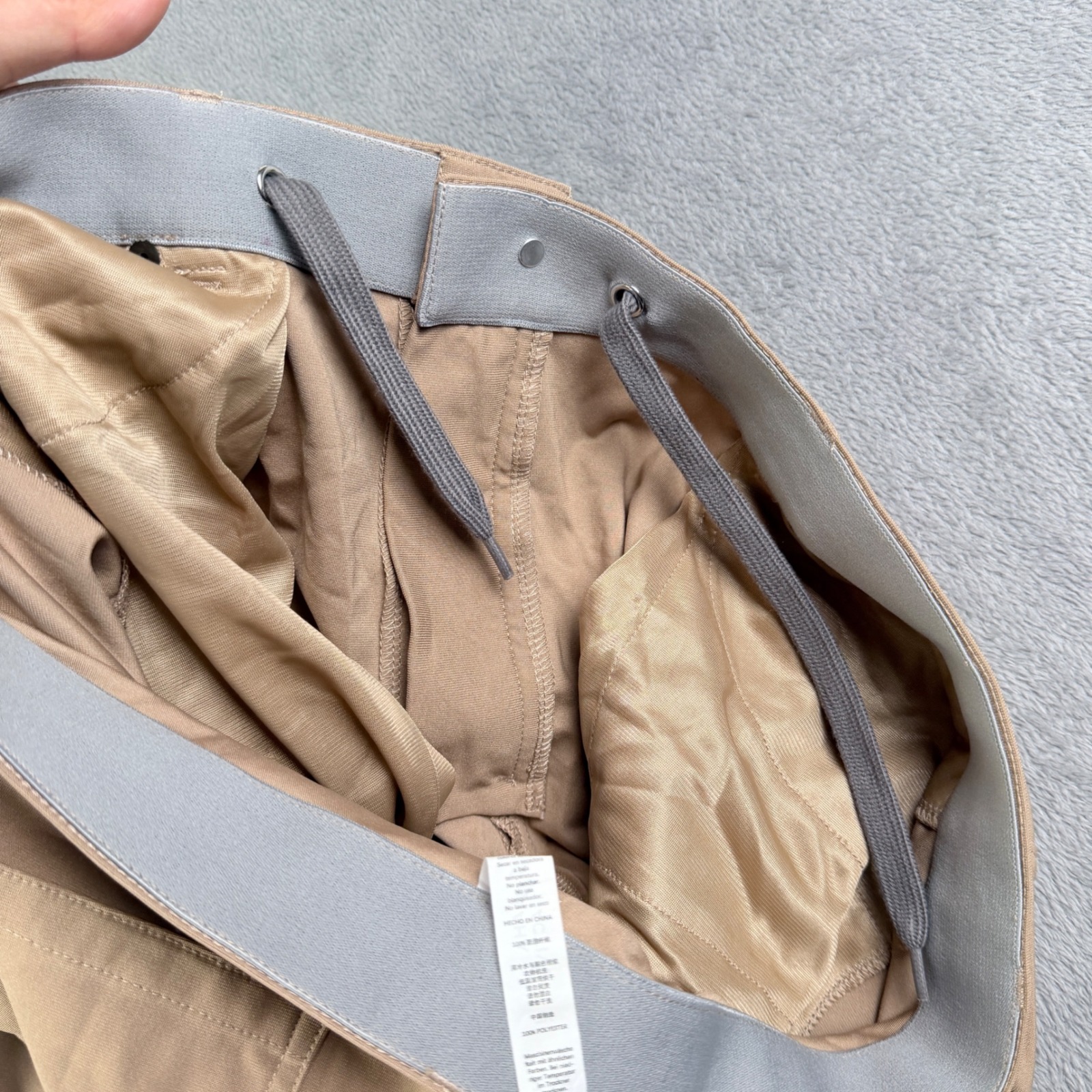 Aha Selected Mens Kinetic All Day 6-Pocket Pant Nomad Tan Xl New Nwt Activwear — image 8 of 8